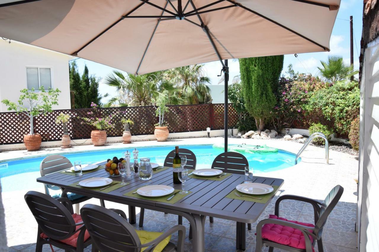 Villa Alicia With Priv Pool, Beautiful Garden And Shady Veranda- 5 Min To The Beach Пейя Экстерьер фото
